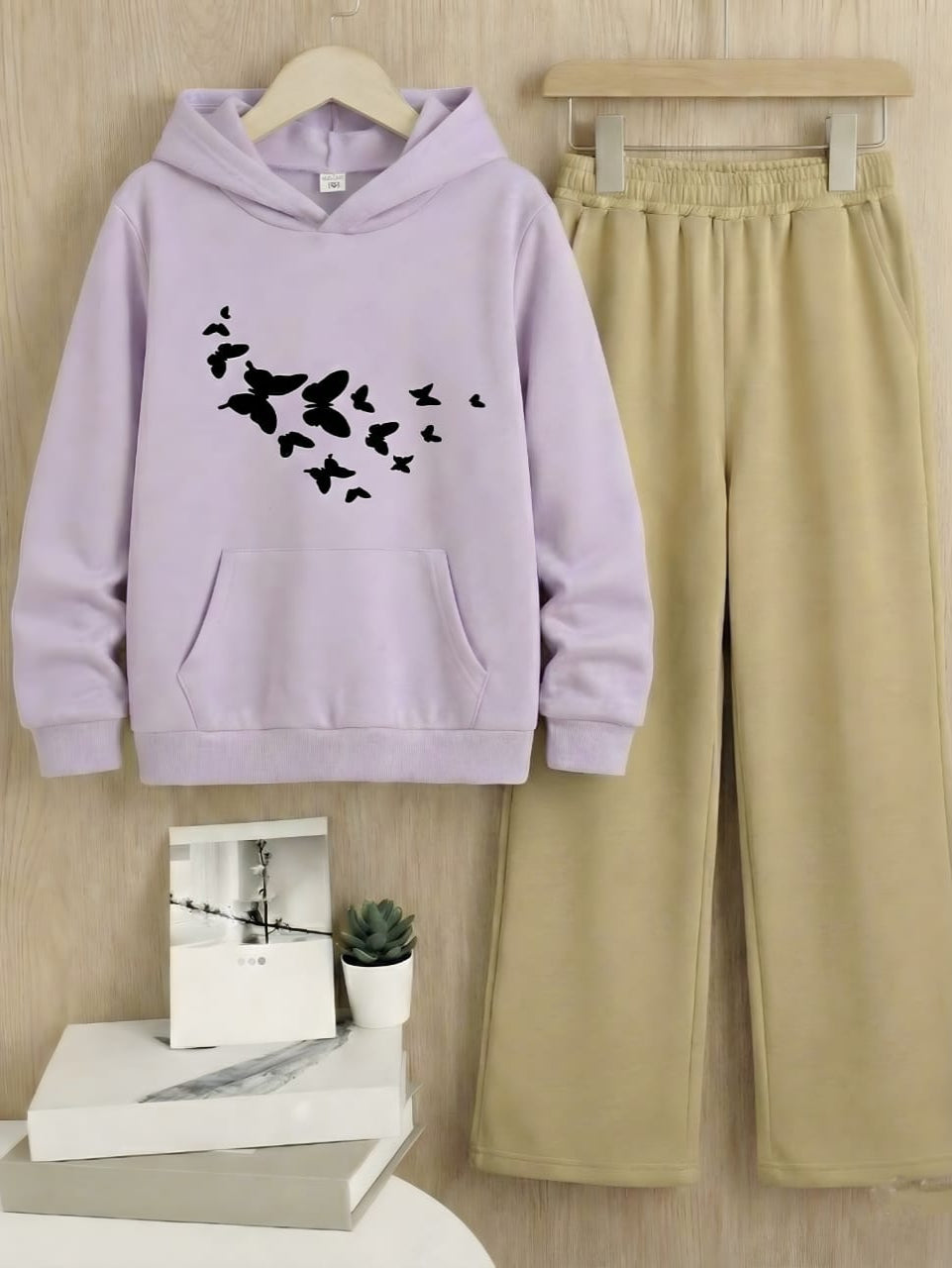 LELIC HOODIE BUTTERFLY'S - BEIGE FLAPPER