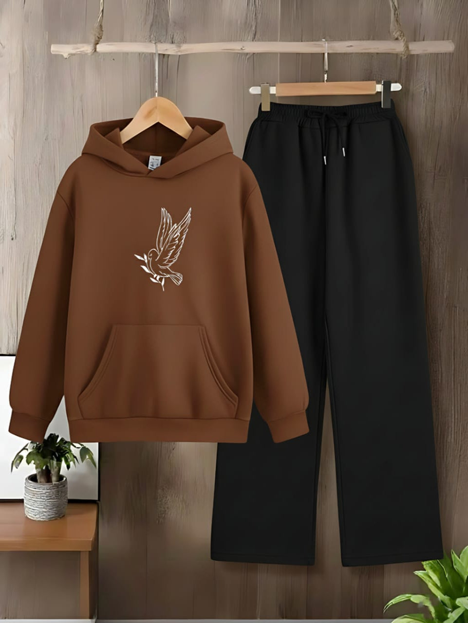 BROWN HOODIE BIRD - BLACK FLAPPER